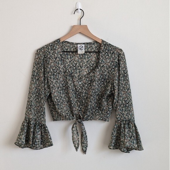 Vintage Ditzy Floral Y2K Button Down Tie Knit Crop Top Shirt - Picture 2 of 8